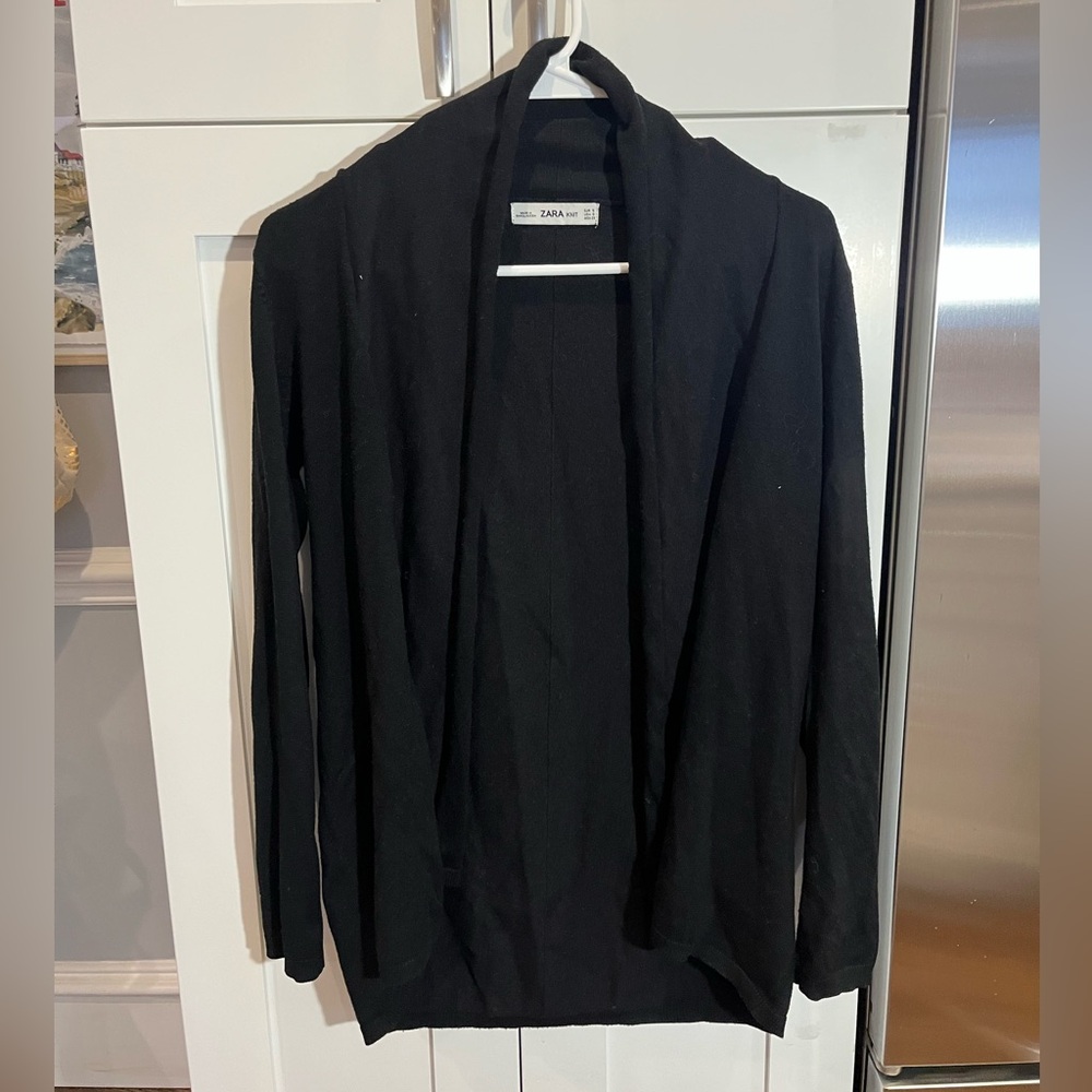 Zara black cardigan small